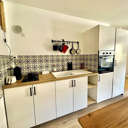 Prázdninový dům La Maison De Josephine, A 200m De La *
