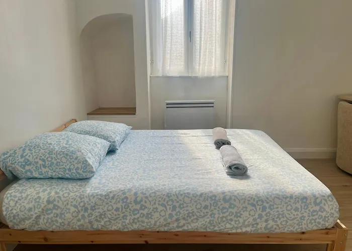 펜션 La Maison De Josephine, A 200m De La *